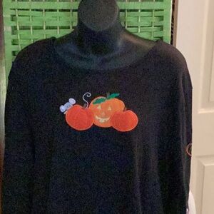 🎃NWOT Fun Halloween Size 3 X Top Closet Must Have 🎃